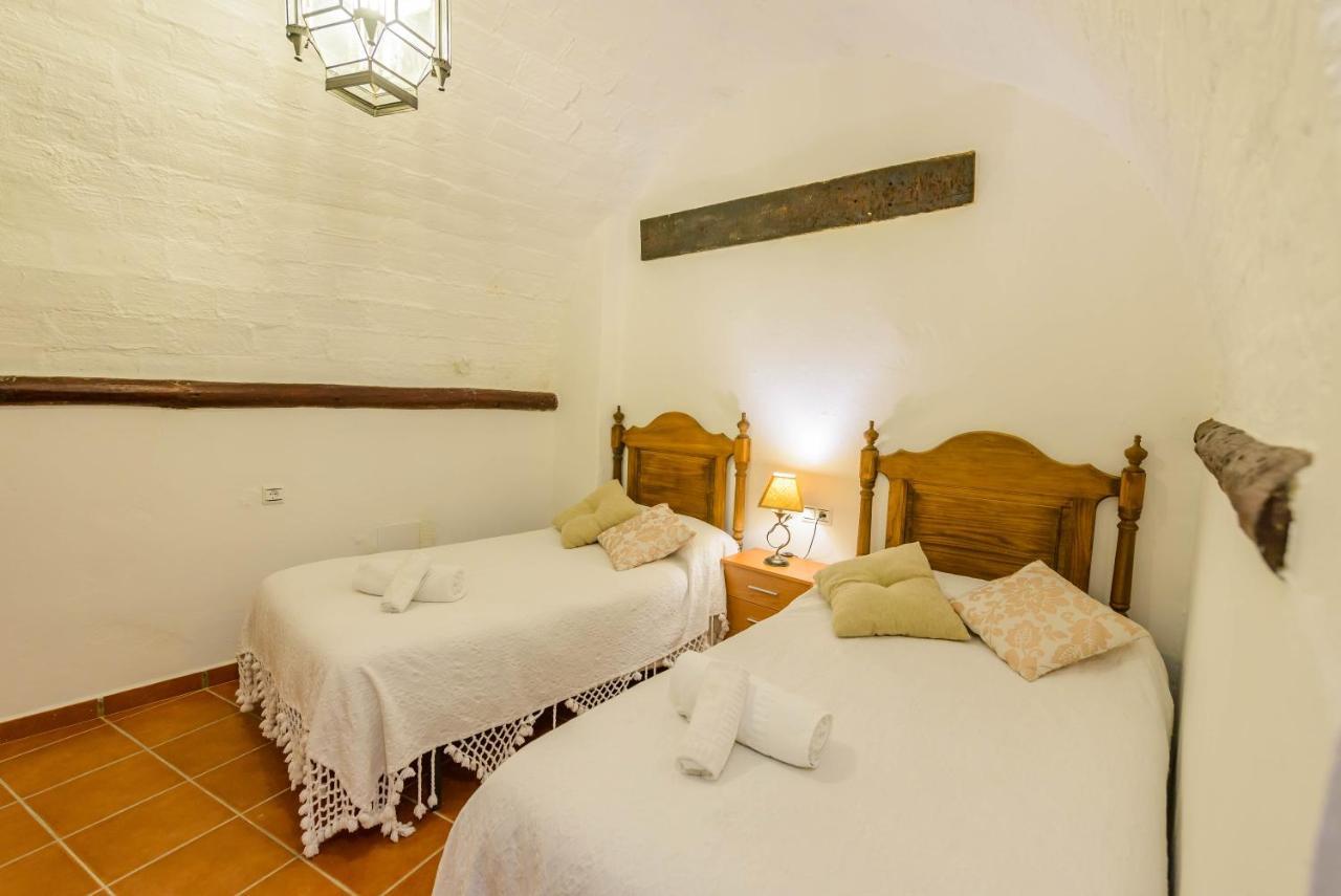 El Pilarillo Piscina Compartida Holiday home *